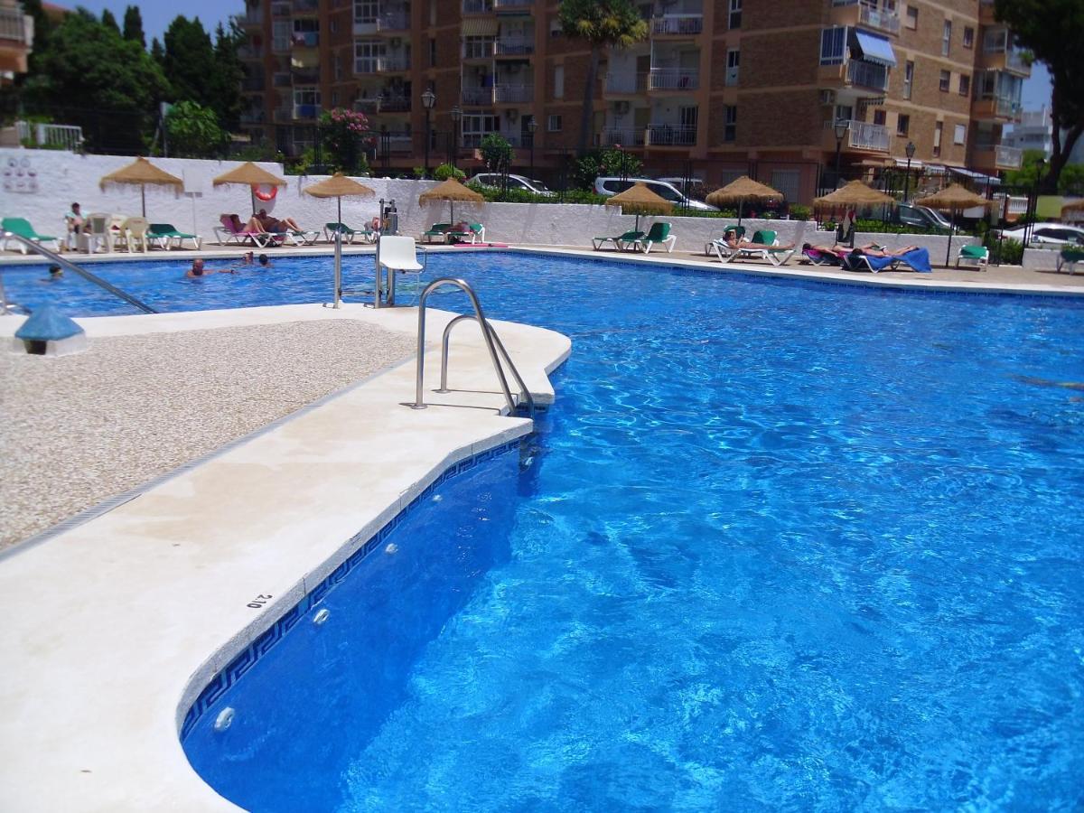 Sunny Studio In Piscis Building Benalmadena Bagian luar foto