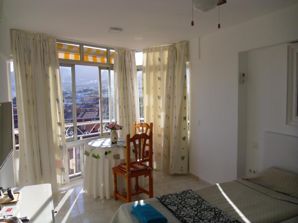Sunny Studio In Piscis Building Benalmadena Bagian luar foto